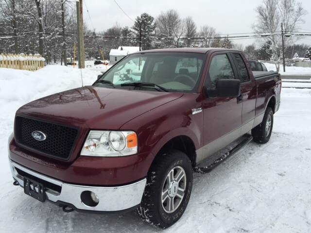 2006 Ford F-150 for sale at Clear Choice Auto Sales LLC in Twin Lake MI