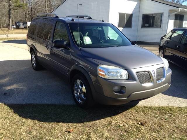 2006 Pontiac Montana SV6 for sale at Clear Choice Auto Sales LLC in Twin Lake MI