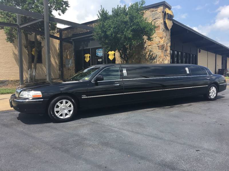 2011 Lincoln Town Car for sale at MTK Premier Auto Boutique in Richmond VA