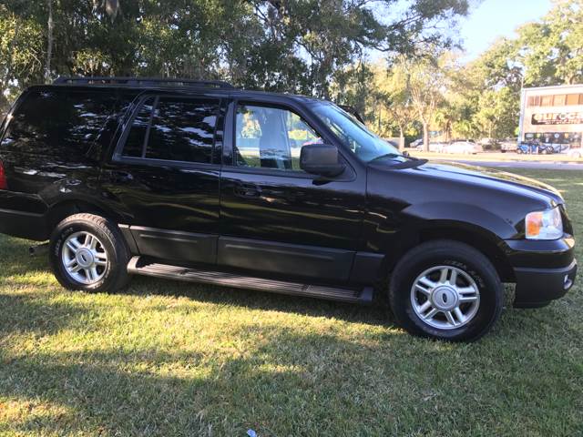 2005 Ford Expedition for sale at GREAT AUTO DEALS SALES INC in Kissimmee FL