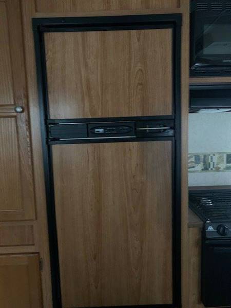 2004 Ford Motorhome Chassis (image 10)