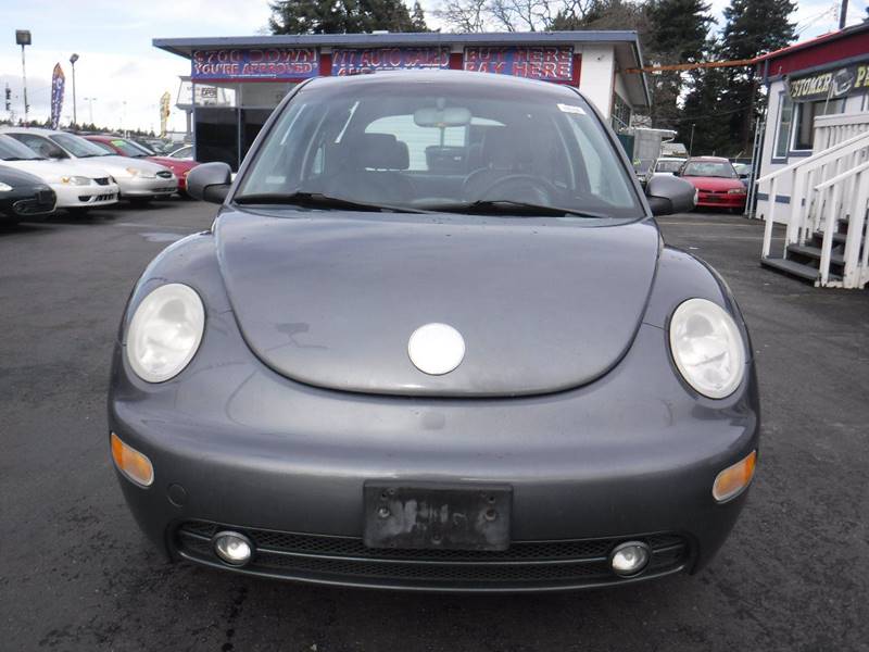 2004 Volkswagen New Beetle GLS 1.8T (image 9)