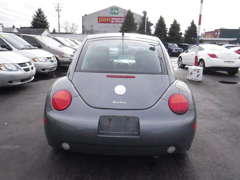 2004 Volkswagen New Beetle GLS 1.8T (image 10)