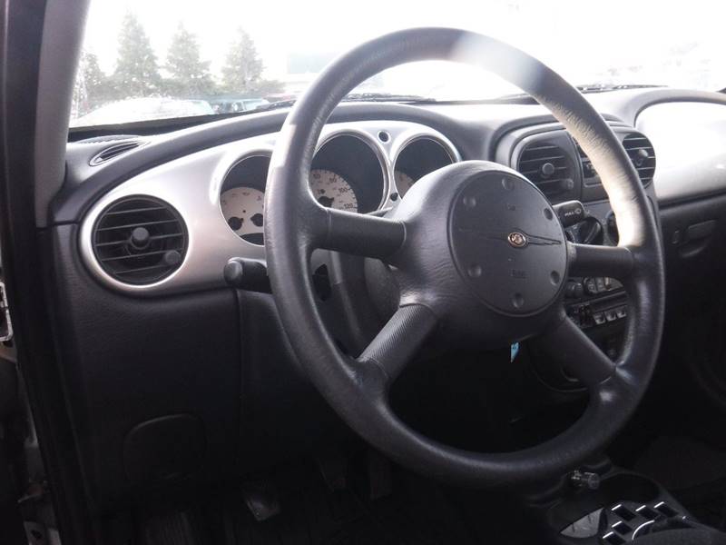 2005 Chrysler PT Cruiser (image 6)