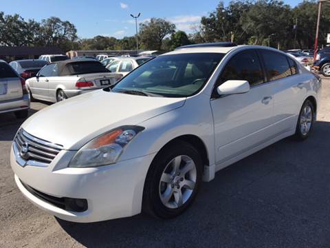 2009 Nissan Altima for sale at Budget Motorcars in Tampa FL