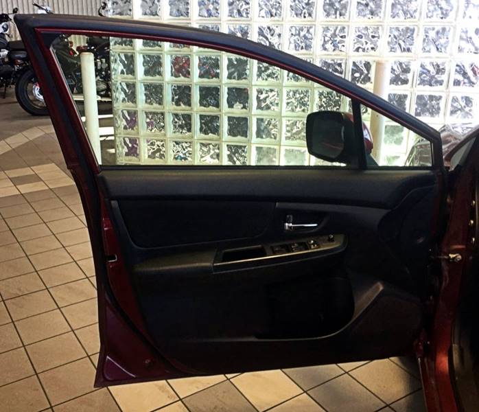 2012 Subaru Impreza 2.0i Premium (image 10)