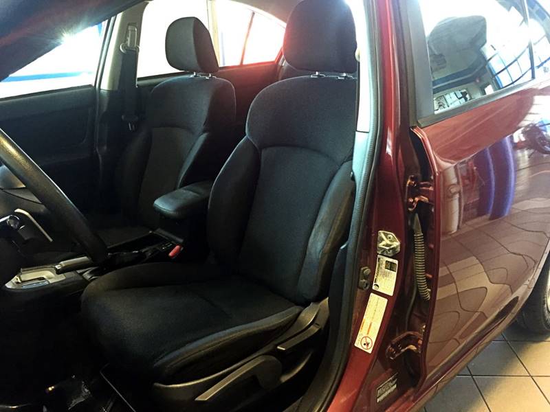 2012 Subaru Impreza 2.0i Premium (image 13)