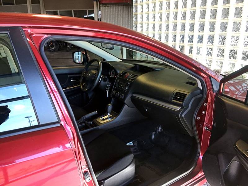 2012 Subaru Impreza 2.0i Premium (image 19)