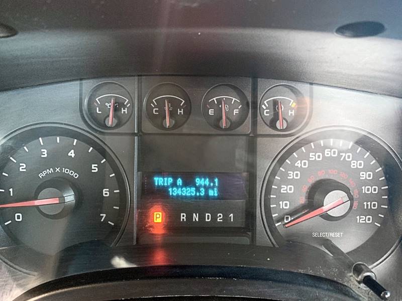 2010 Ford F-150 XL (image 15)