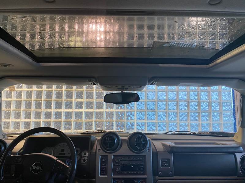 2004 HUMMER H2 Lux Series (image 15)