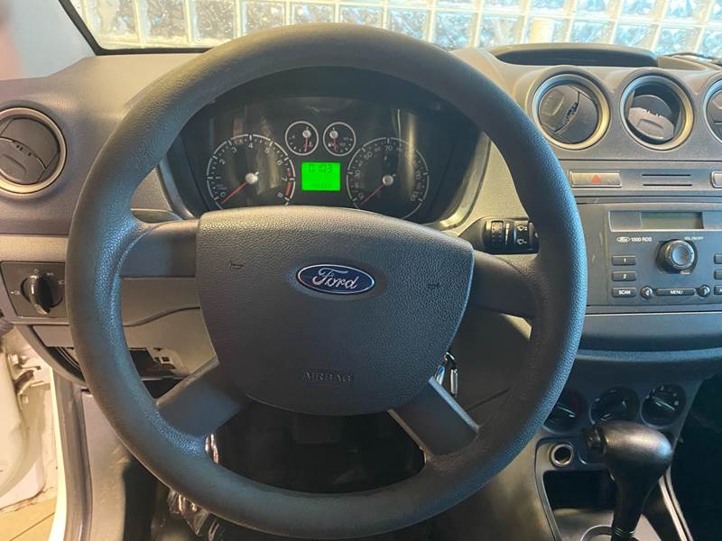 2011 Ford Transit Connect Cargo Van XL (image 13)