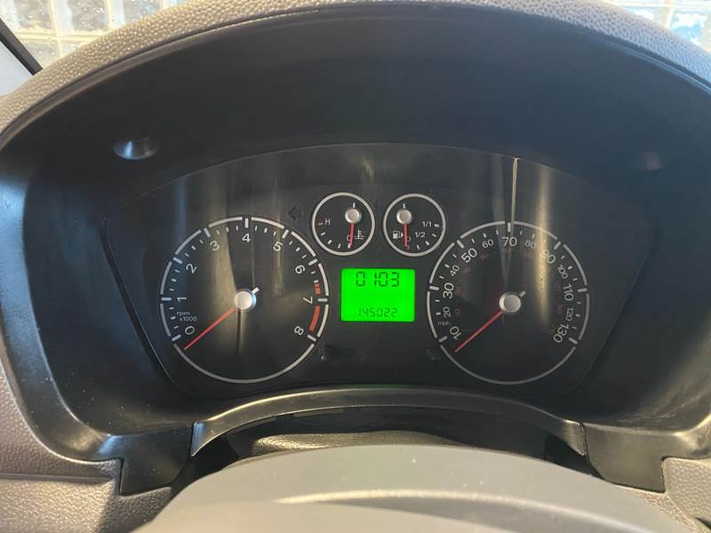 2011 Ford Transit Connect Cargo Van XL (image 15)