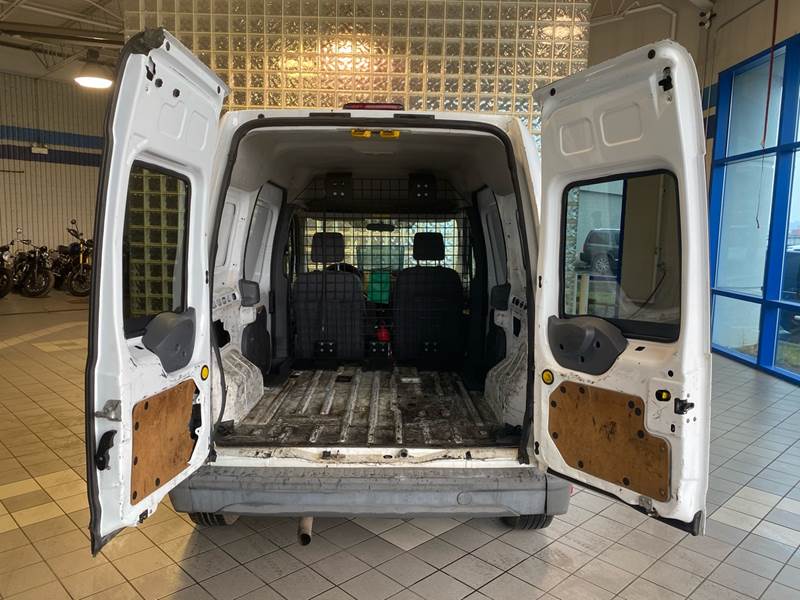 2011 Ford Transit Connect Cargo Van XL (image 22)