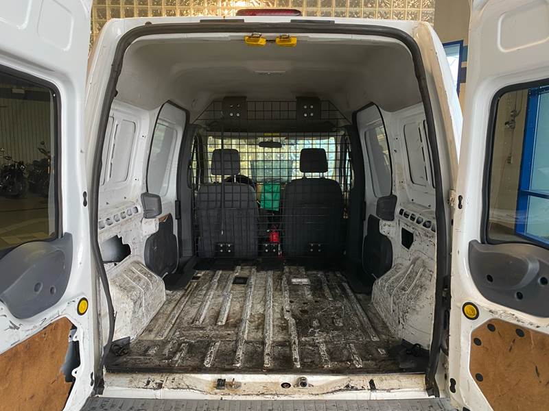 2011 Ford Transit Connect Cargo Van XL (image 23)