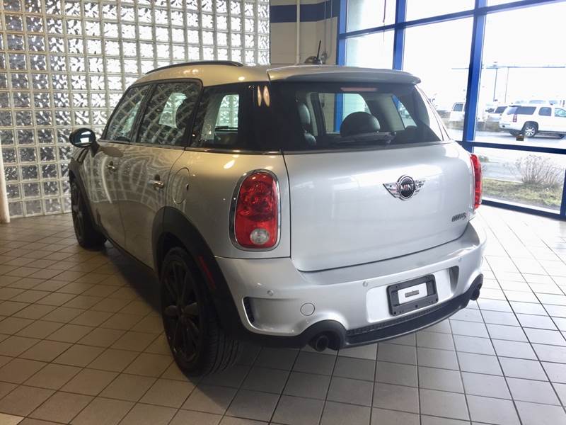 2011 MINI Cooper Countryman S ALL4 (image 5)