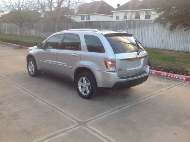 2006 Chevrolet Equinox for sale at Vision Auto Group in Sugar Land TX