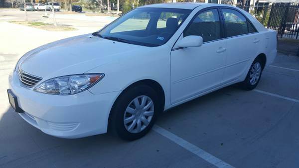 2005 Toyota Camry for sale at Safe Trip Auto Sales in Dallas TX