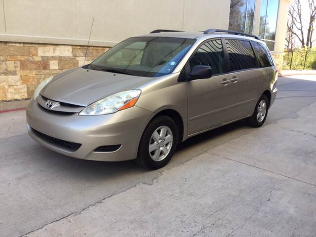 2006 Toyota Sienna for sale at Safe Trip Auto Sales in Dallas TX