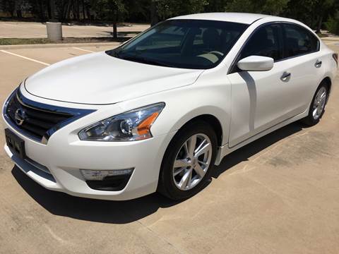 2014 Nissan Altima for sale at Safe Trip Auto Sales in Dallas TX