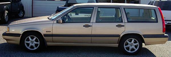 1997 Volvo 850 for sale at EZ WAY AUTO in Denison TX