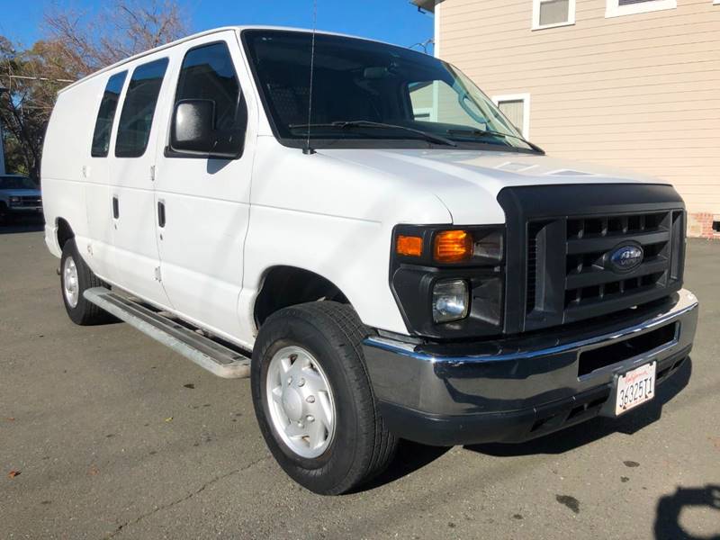 2013 Ford E-Series Cargo E-250