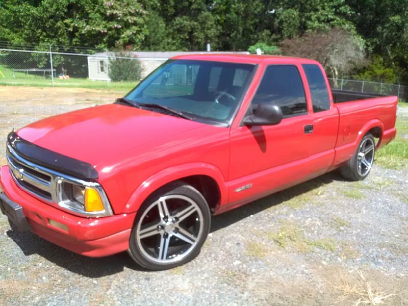 1997 Chevrolet S-10 for sale at HWY 49 MOTORCYCLE AND AUTO CENTER in Liberty NC