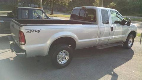 2003 Ford F-250 Super Duty for sale at North Knox Auto LLC in Knoxville TN