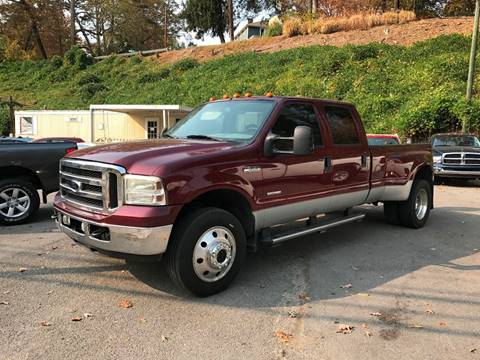 2005 Ford F-350 Super Duty for sale at North Knox Auto LLC in Knoxville TN