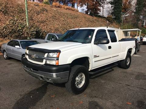 2004 Chevrolet Silverado 2500HD for sale at North Knox Auto LLC in Knoxville TN