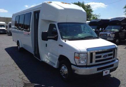 2015 Ford E-450