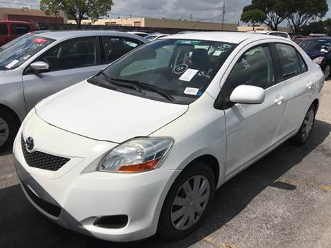 2012 Toyota Yaris for sale at FLORIDA CAR TRADE LLC in Davie FL