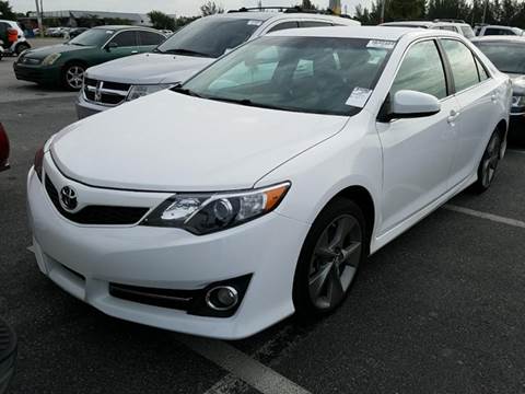 2013 Toyota Camry for sale at FLORIDA CAR TRADE LLC in Davie FL