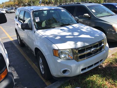 2011 Ford Escape for sale at FLORIDA CAR TRADE LLC in Davie FL
