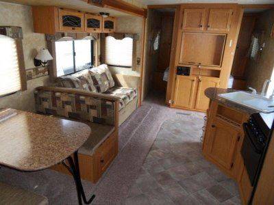 2017 North Country M-27BHS Good Times RV Rental