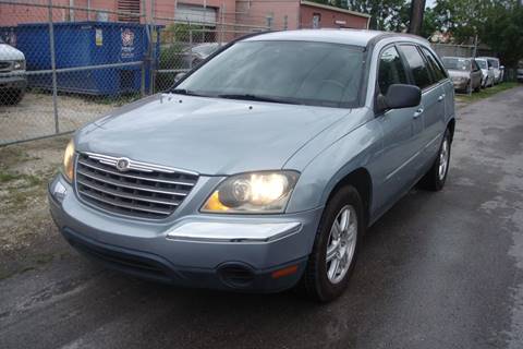 2006 Chrysler Pacifica for sale at UNITED AUTO BROKERS in Hollywood FL