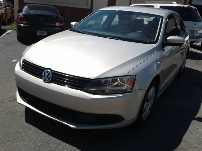 2011 Volkswagen Jetta for sale at UNITED AUTO BROKERS in Hollywood FL