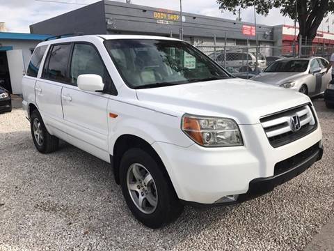 2006 Honda Pilot for sale at IRON CARS in Hollywood FL