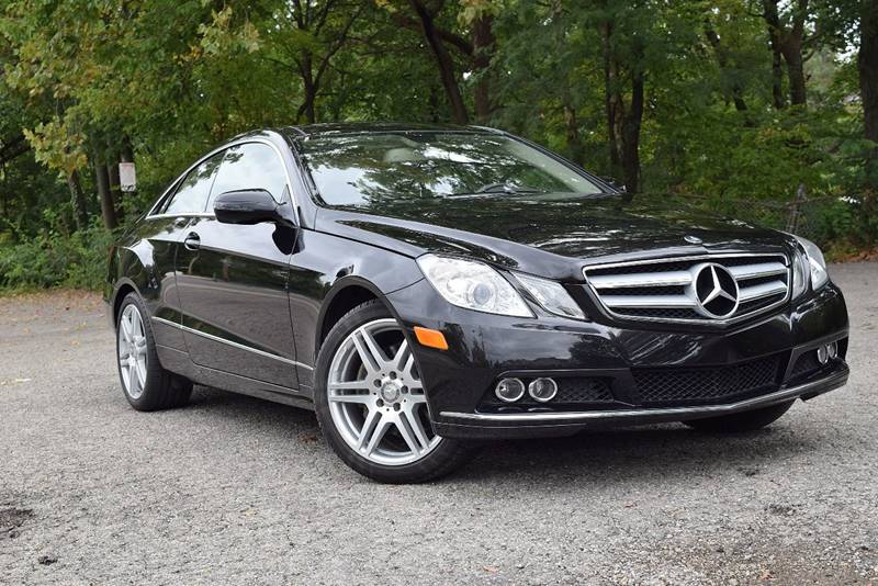 2010 Mercedes-Benz E-Class for sale at Bill Dovell Motor Car in Columbus OH