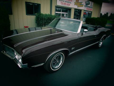 1970 Oldsmobile Cutlass Supreme for sale at Toybox Rides Inc. in Black River Falls WI
