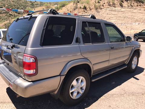 2001 Nissan Pathfinder LE