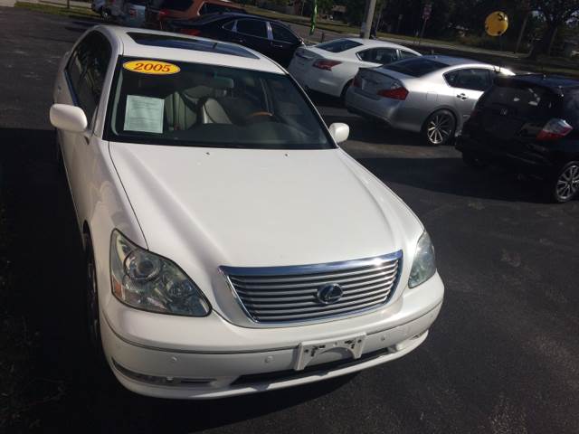 2005 Lexus LS 430