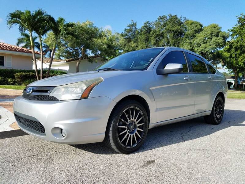 2010 Ford Focus SES