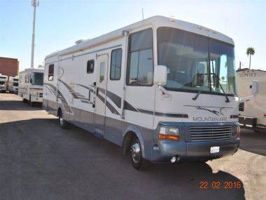 2000 Newmar Mountain Air 3705