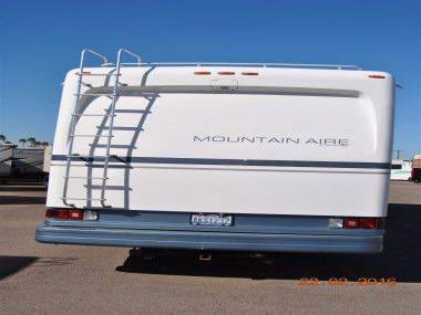 2000 Newmar Mountain Air 3705