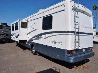 2000 Newmar Mountain Air 3705