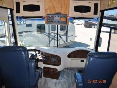 2000 Newmar Mountain Air 3705