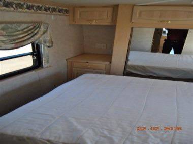 2000 Newmar Mountain Air 3705