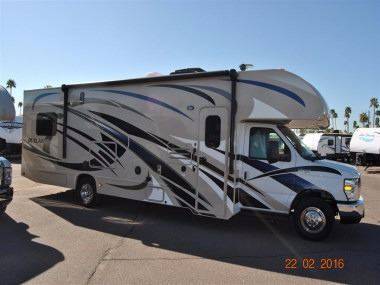 2016 Thor Motor Coach Outlaw