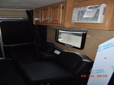 2016 Thor Motor Coach Outlaw