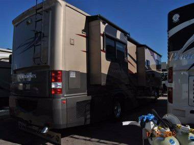 2006 National Tradewinds 40D